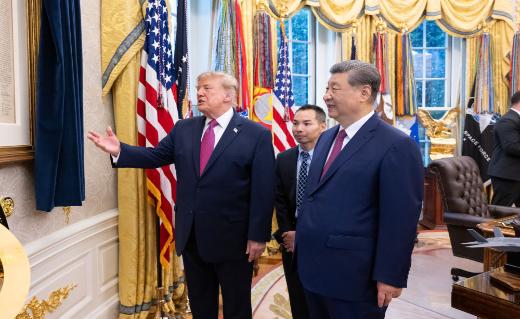 图讯：习近平同美国总统特朗普小范围交流